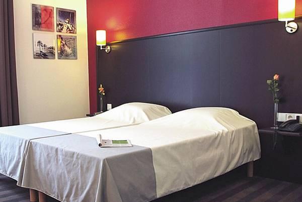 Vendome - Reouverture Hotel